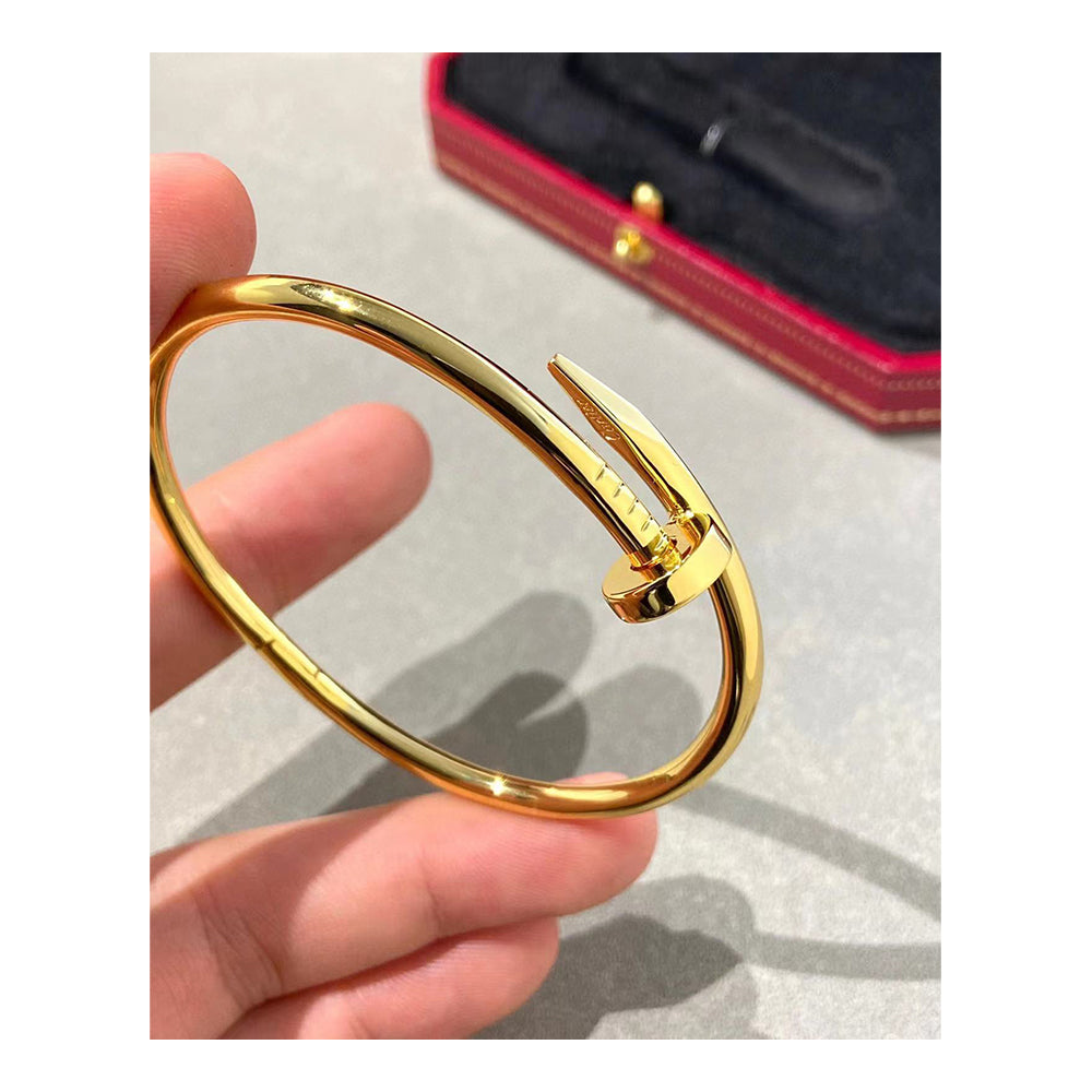 Golden Nail Bracelet-Fadeproof Edition