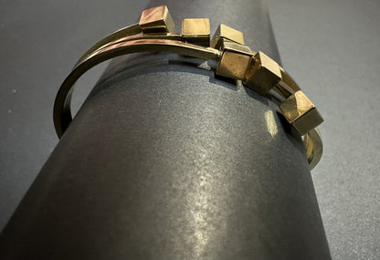 Minimal modern cube bracelet (Geometric Elegance)