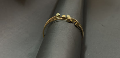 Minimal modern cube bracelet (Geometric Elegance)