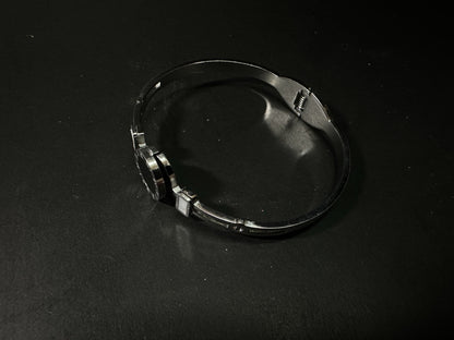 Stainless steel korean inspired handcuff