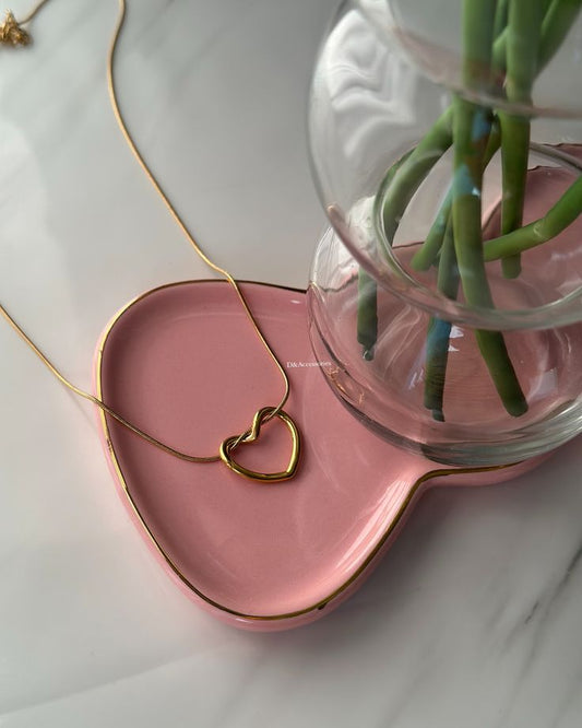 Golden Heart Elegance Necklace