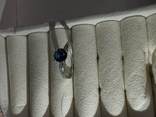 Sapphire blue stone zircon ring