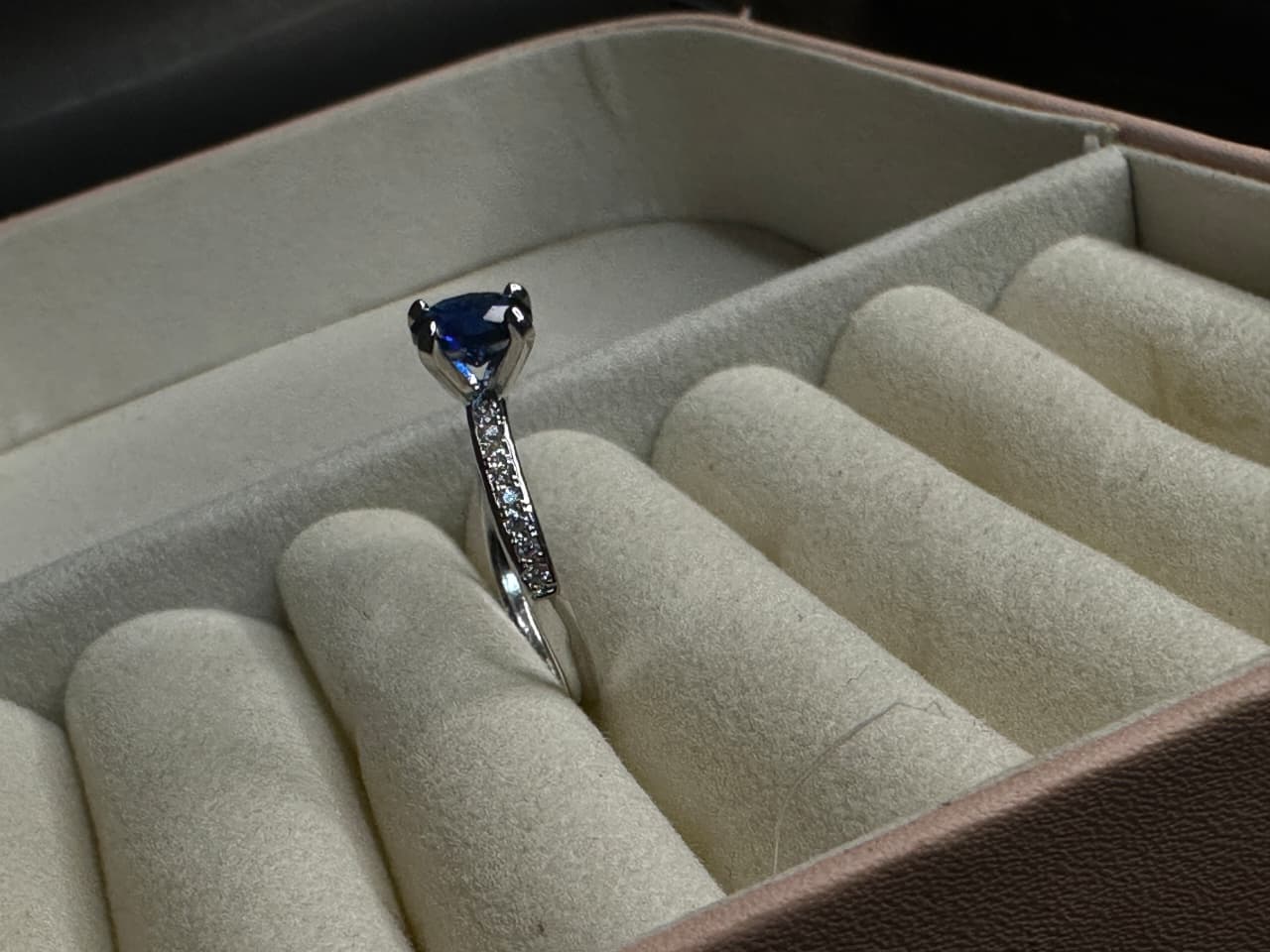 Sapphire blue stone zircon ring