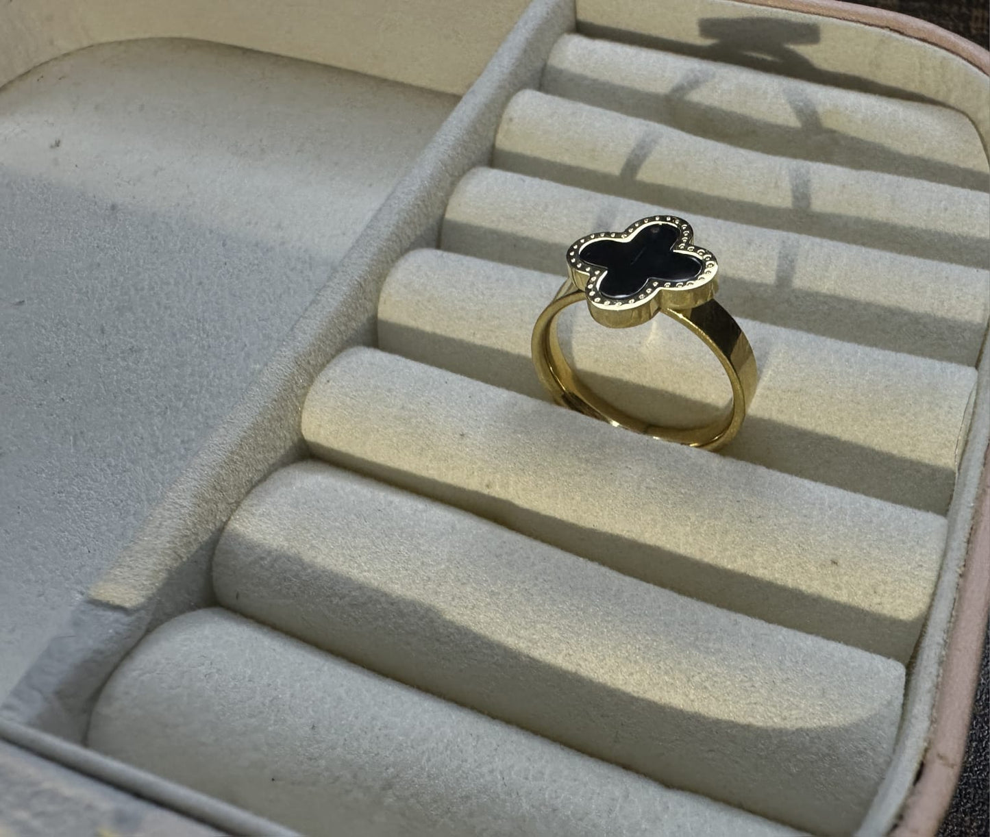 Trending Clove Ring
