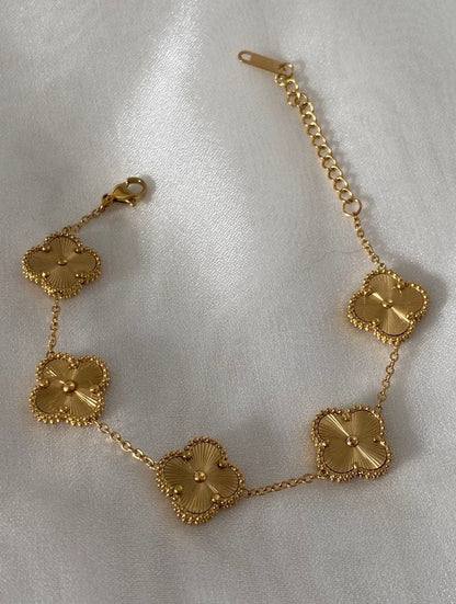 Premium Golden Four-Leaf Clover Bracelet (Copy)