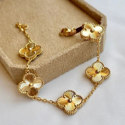 Premium Golden Four-Leaf Clover Bracelet (Copy)