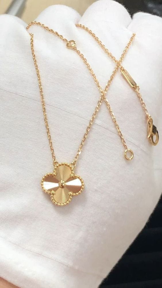 Golden  Clover Pendent