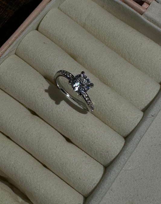 Diamond style  zircon Ring